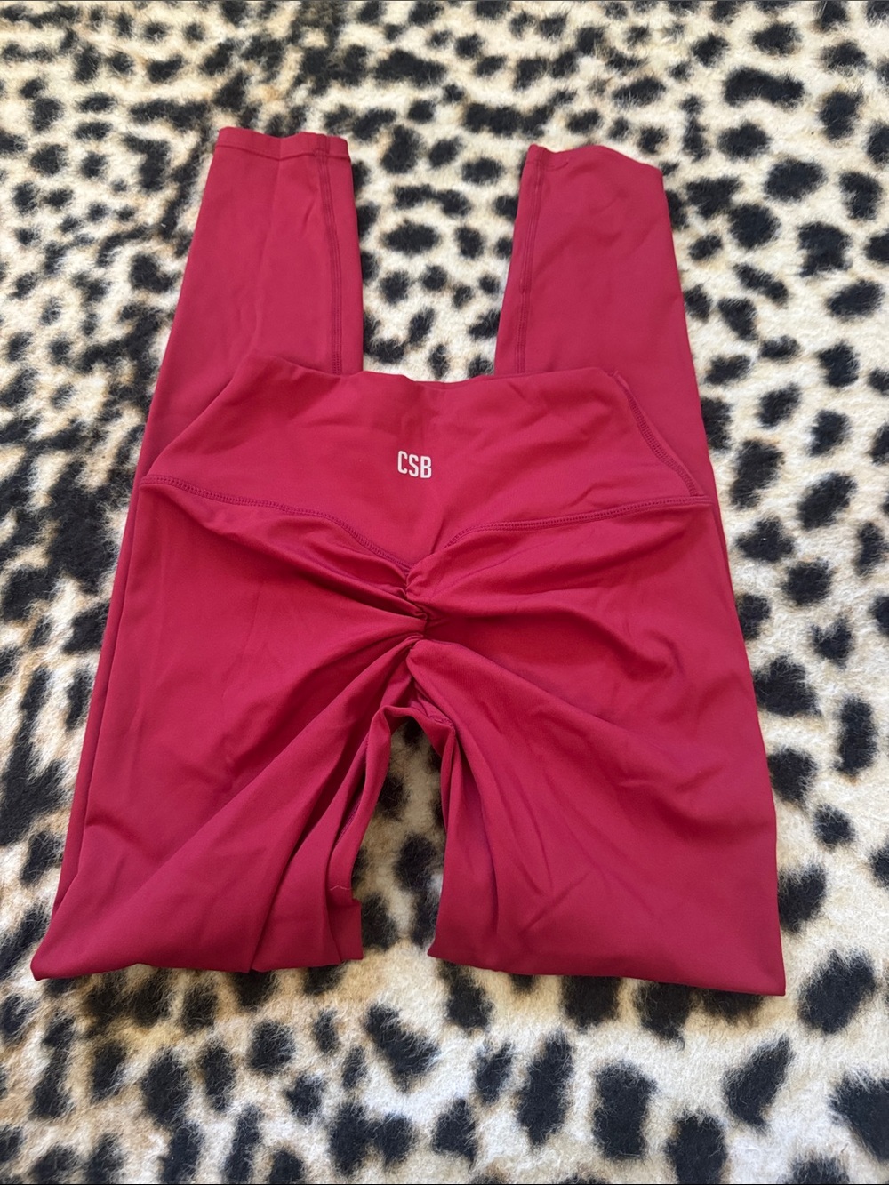 CSB High-Waist Leggings scrunch butt in Deep Berry